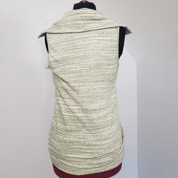 Matilda Jane Vest Green Marled Sweater Sleeveless Button Front Shawl Collar Sz S - Picture 5 of 15
